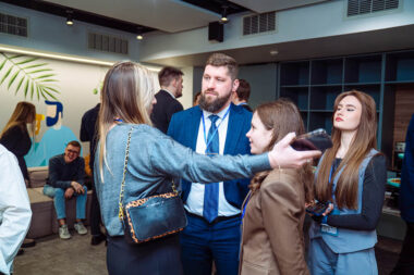 ЮК «АРМАДА» провела першу 1/8 фіналу змагань Armada Moot Court 2025!