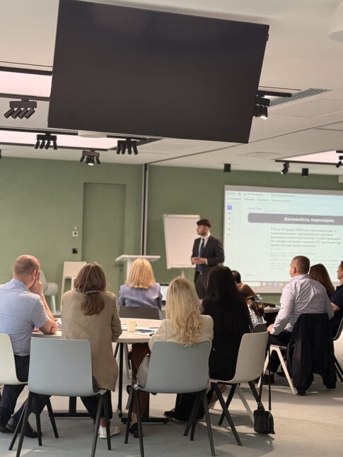 Анастасія Луук та Олександр Шумський провели корпоративне навчання для групи компаній «ДТЕК»